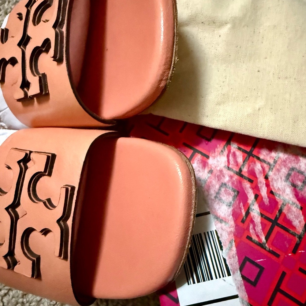 Tory Burch Sandals - Picture 5 of 6